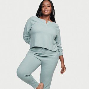 New with tags - Victoria's Secret Glow Waffle Henley Jogger Set - Green - Large